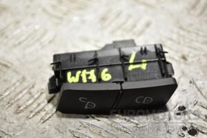 Кнопка центрального замка левая Mercedes A-class (W176) 2012-2018 A2049058402 355576