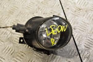 Фара протитуманна правая Seat Leon 2006-2013 5P0941700A 356036