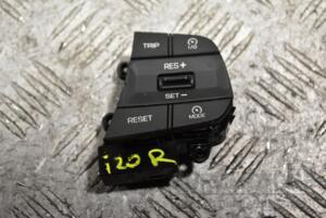 Кнопки керма праві Hyundai i20 2014 360553