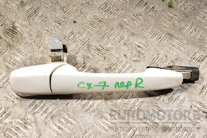 Ручка двери наружная передняя правая Mazda CX-7 2007-2012 366200