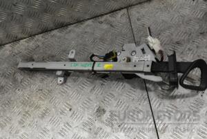 Механізм подачі ременя безпеки правий Mercedes CLK (W209) 2002-2009 A2038600282 367387