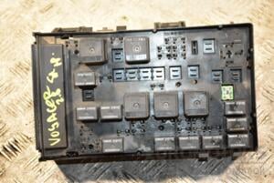 Блок предохранителей Chrysler Voyager 2.8crd 2000-2008 05144509AC 368605