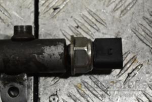 Датчик давления топлива в рейке VW Crafter 2.5tdi 2006-2016 076906051 374724