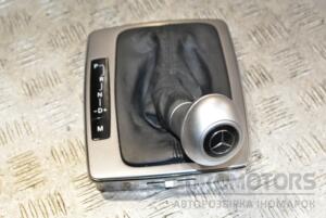 Накладка консоли кулисы АКПП Mercedes C-class (W204) 2007-2015 A2042672410 376784