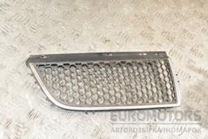 Решітка радіатора права -06 Renault Trafic 2001-2014 8200204453 378359