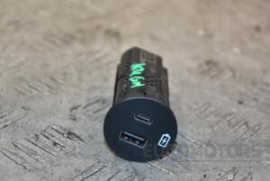 Разьем USB/Type C Ford Kuga 2019 MU5T19J211CA 378367