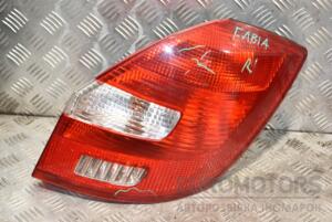 Фонарь правый (дефект) Skoda Fabia 2007-2014 5J6945096 380641