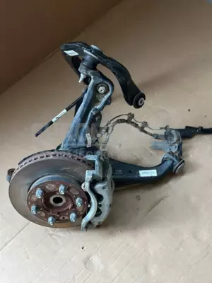 Ліва вертикальна передня маточина Ford Ranger 2.0tdci Ecoblue 2016 JB3C18045EDC it-10400 Дизель