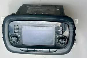 Автомобільний радіоприймач CD/DVD/GPS/дисплей навігації Fiat 500X 1.3 Mjet 2014 07356616970 it-11022 Дизель