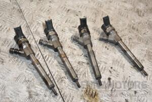 Форсунка дизель електричний Toyota Corolla 1.4 D-4D (E12) 2001-2006 0445110262 381779