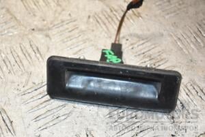 Кнопка открывания крышки багажника наружная электр Skoda Fabia 2007-2014 3T0827566C 383407