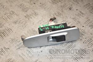 Кнопка стеклоподъемника задняя правая Great Wall Hover (H3) 2005-2010 3746400K00 383748