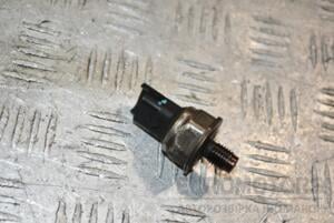 Датчик тиску палива в рейці Citroen C4 Picasso 1.6hdi 2007-2014 9664111780 385608