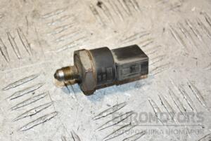 Датчик тиску палива в рейці Audi A4 2.0tfsi (B7) 2004-2007 0261545008 385625