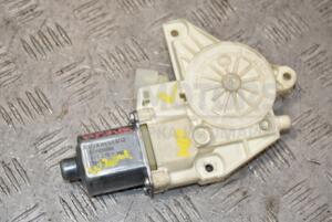 Моторчик склопідіймача передній правий Mercedes C-class (W204) 2007-2015 A2048200242 387111