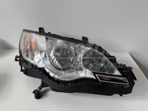 Права ксенонова фара Subaru Legacy 2.0d 2003-2009 it-12307 Дизель