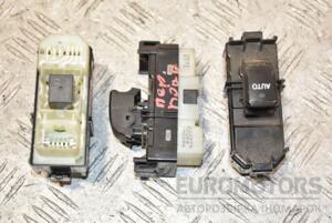 Кнопка склопідіймача Toyota Avensis Verso 2001-2009 8403044020 388297
