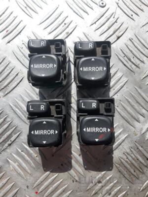 Кнопка регулировки зеркал (дефект) Subaru Forester 2002-2007 284426