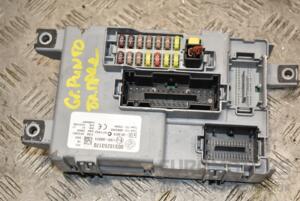 Блок предохранителей Fiat Grande Punto 2005 518263170 390555