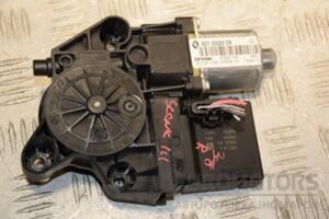 Моторчик стеклоподъемника задний правый Renault Scenic (III) 2009-2015 827300005R 400031