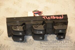 Блок управления стеклоподъемниками передний левый Hyundai Tucson 2004-2009 400763