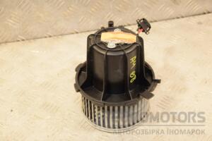 Моторчик печки Audi A4 (B8) 2007-2015 8K1820021 403289