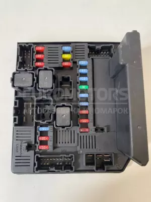 Блок предохранителей Nissan Qashqai 2.0dCi 2007-2014 284B7JD00B it-11909 Дизель