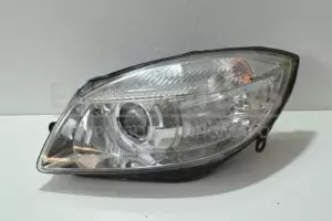 Левая фара -10 Skoda Fabia 1.2tfsi 2007-2014 5J1941015A it-14055 Бензин
