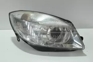Права фара -10 Skoda Fabia 1.2tfsi 2007-2014 24783200R it-14056 Бензин