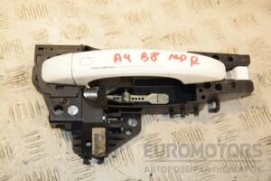 Ручка двери наружная передняя правая Audi A4 (B8) 2007-2015 410068