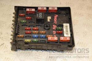 Блок предохранителей VW Passat (B6) 2005-2010 3C0937125 410530