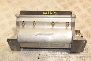 Подушка безопасности пассажир в торпедо Airbag Mercedes M-Class (W163) 1997-2005 A1638600705 412832
