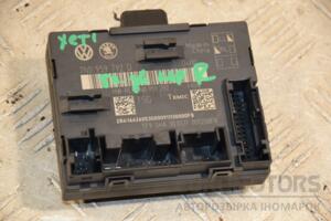 Блок керування дверей передньої правої Skoda Yeti 2009 7N0959792D 419257