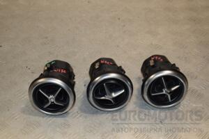 Дефлектор повітряний Mercedes A-class (W176) 2012-2018 A1768300354 421409