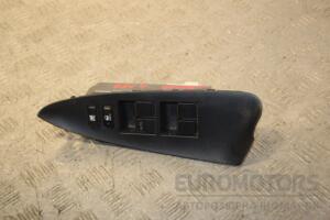 Блок управления стеклоподъемниками передний левый Toyota Rav 4 2006-2013 7423242070 426423