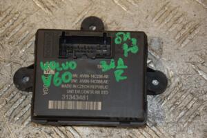 Блок управления двери задней правой Volvo V60 2010-2018 31343481 428374