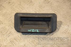 Кнопка открывания крышки багажника наружная Mercedes E-class (W212) 2009-2016 A2218702410 428947