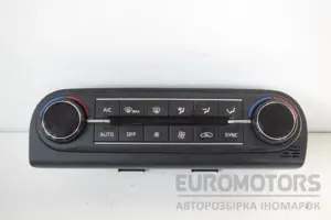 Блок управления кондиционером Kia Ceed 2018 97250J7300 it-16360 Бензин