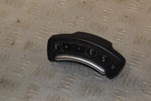 Кнопки руля правые Land Rover Range Rover (III) 2002-2012 6901282 437110