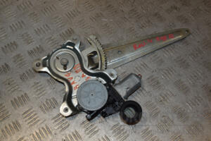Стеклоподъемник задний правый электрический 6 пинов Toyota Rav 4 2006-2013 8572035140 438657