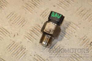 Датчик давления в топливной рейке Toyota Rav 4 2.2td D-4D 2006-2013 8945860010 439826