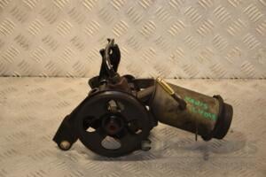 Насос гидроусилителя руля (ГУР) Toyota Yaris 1.4 D-4D 1999-2005 441223