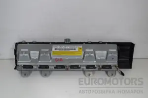 Нижняя подушка безопасности (коленная) Mercedes GLA-Class 2.2 CDI (X156) 2013 A1768600000 it-16935 Дизель