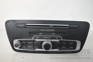 Блок управления автомобильной магнитолой CD/DVD/GPS/навигатором Audi Q3 2.0tdi 2012 8U1035192A it-16991 Дизель