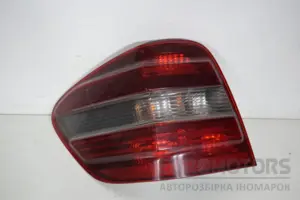 Лівий задній ліхтар Mercedes M-Class 3.0 D (W164) 2005-2011 A1648202164 it-17162 Дизель