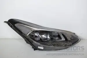 Правая фара Kia Sportage 1.6t-GDI 2015 92102F1500 it-17448 Бензин
