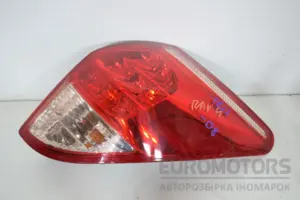 Правый задний фонарь -08 Toyota Rav 4 2.2tdi 2006-2013 it-17472 Дизель