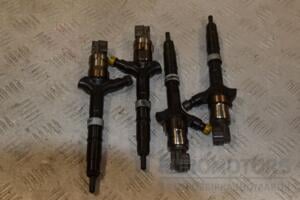Форсунка дизель електрична 4 піна Toyota Corolla Verso 2.0td D-4D 2001-2004 2367027030 449868