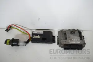 Блок керування двигуном (повний комплект запалювання) Renault Master 2.5dCi 1998-2010 8200635663 it-17731 Дизель