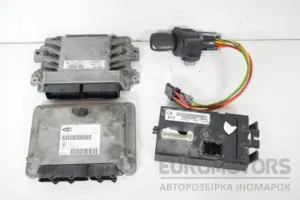 Блок управления двигателем (полный комплект зажигания) Renault Trafic - 2001-2014 8200671586 it-17733 Дизель